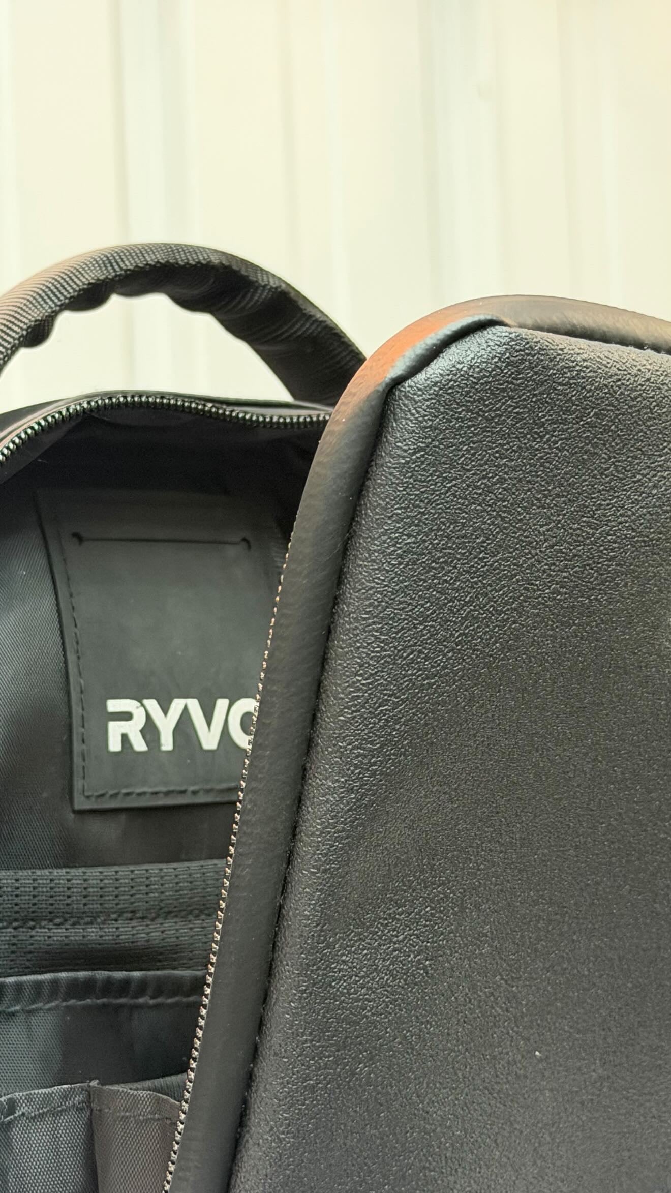The Rig Pro — Magnetic Bottle Bag